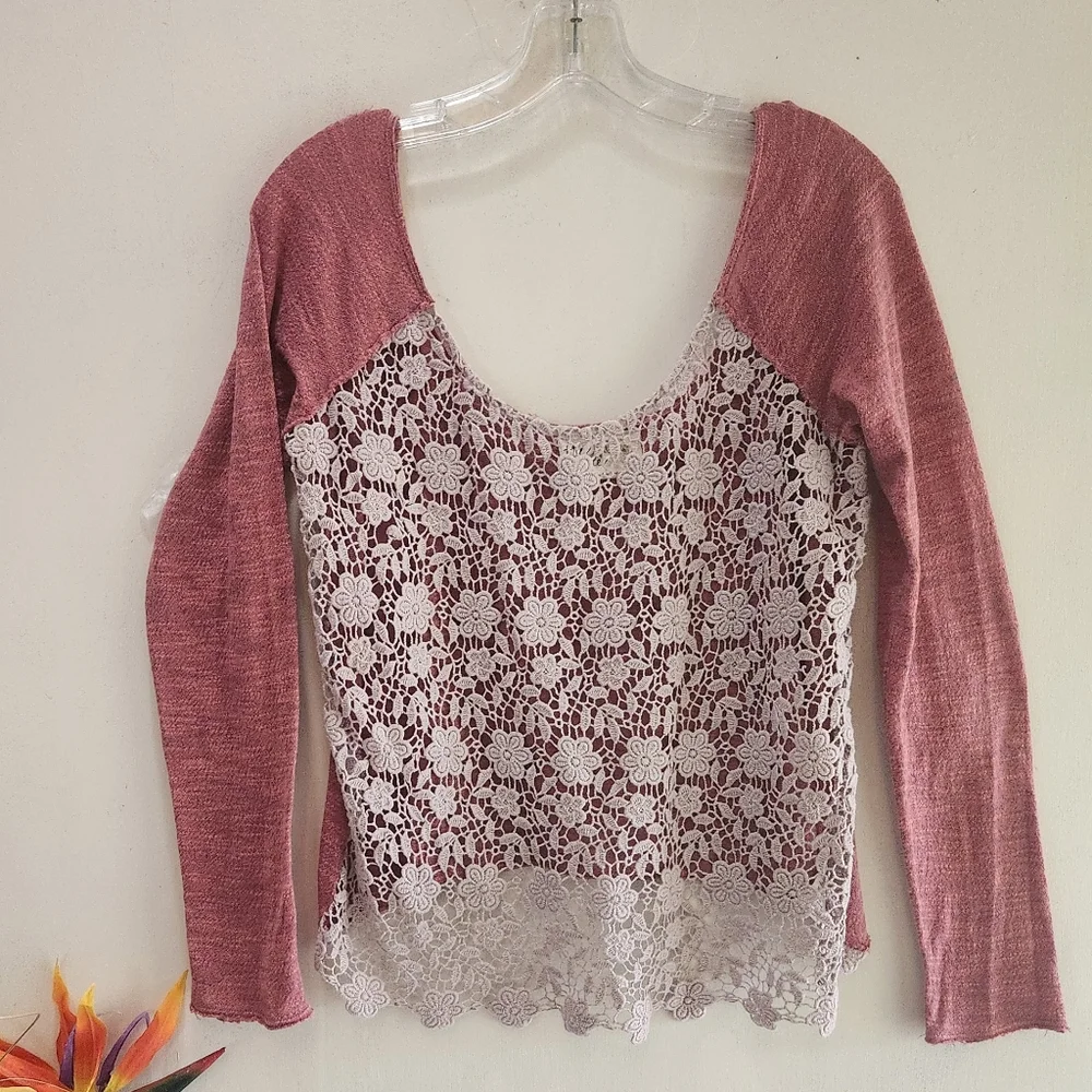 Free People Crochet Daisy Lace Ragland Long Sleeves Scoop Neck Top